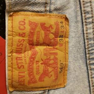 Levis 569